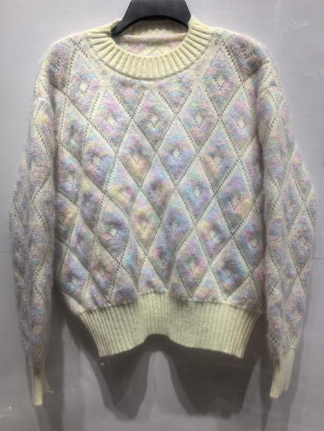 Cremefarbener Flauschpulli mit Crewneck und buntem Rauten-Argyle-Muster in Rosa, Blau, Flieder und Gelb