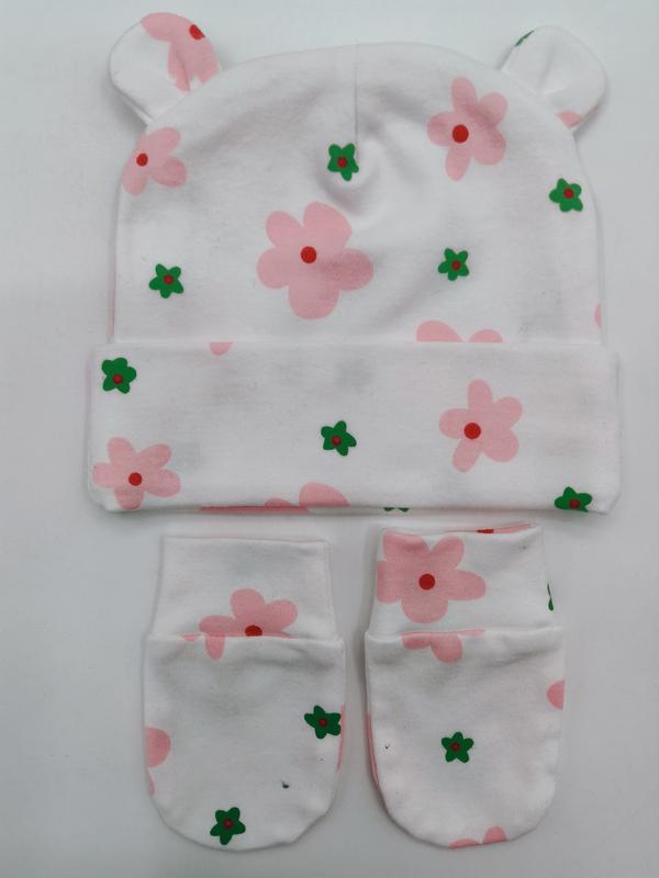 Weißes Baumwoll-Baby-Set mit Bärenmütze und passenden Fäustlingen in rosa-grünem Blumenprint